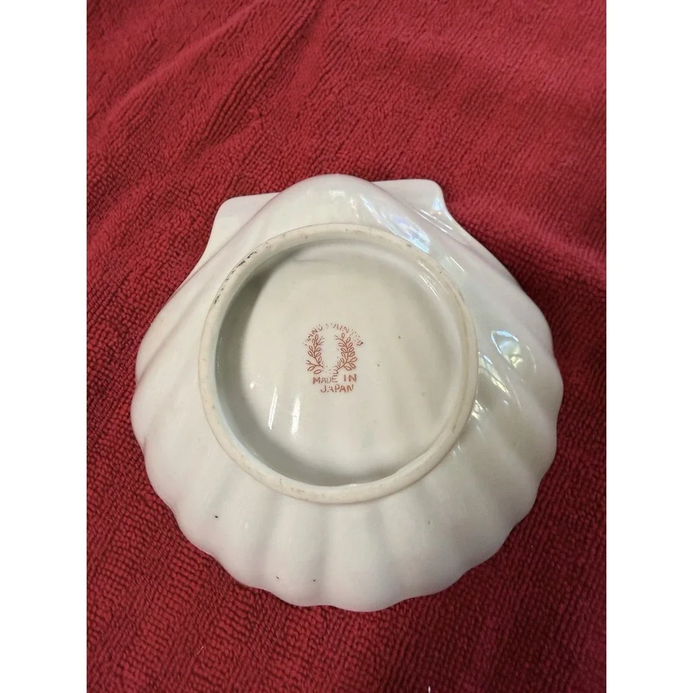 Vintage Hand Painted Made in Japan Shell Dish Pansy Floral W/ Gold Gilt 6